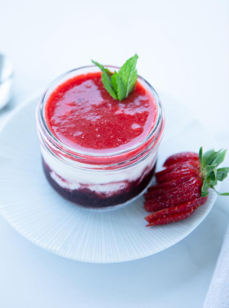 Yogurt Parfait with Triple Berry Fruit Puree
&ndash;
        Nama